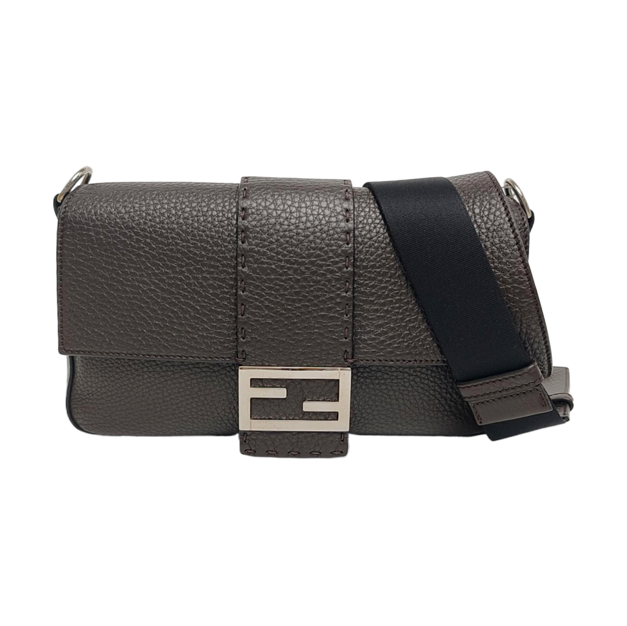 Authenticated pre-owned  Baguette Calfskin Brown - Shoulder Bag at Looply