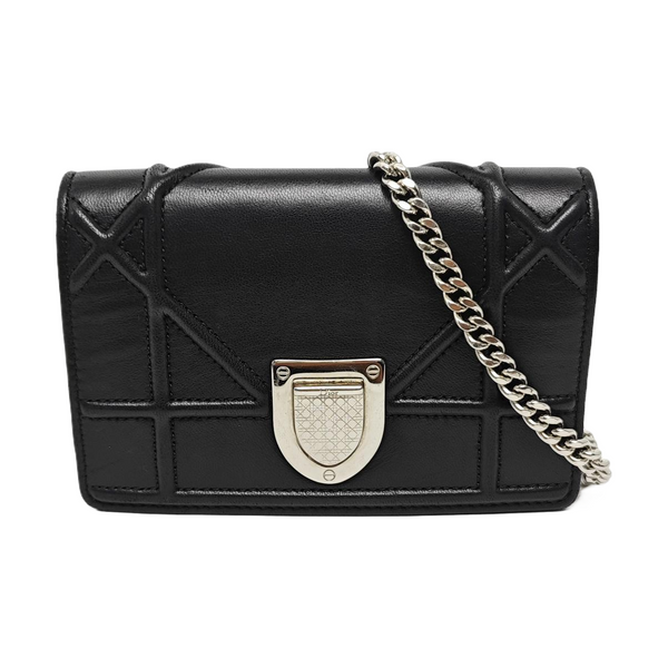 Authenticated pre-owned  Diorama Cannage Calfskin Black - Shoulder Bag at Looply