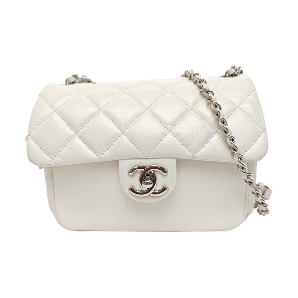 CLASSIC FLAP Mini Quilted Calfskin White