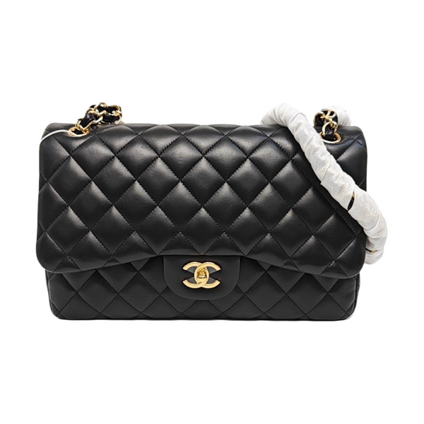 CLASSIC FLAP Jumbo Quilted Lambskin Black
