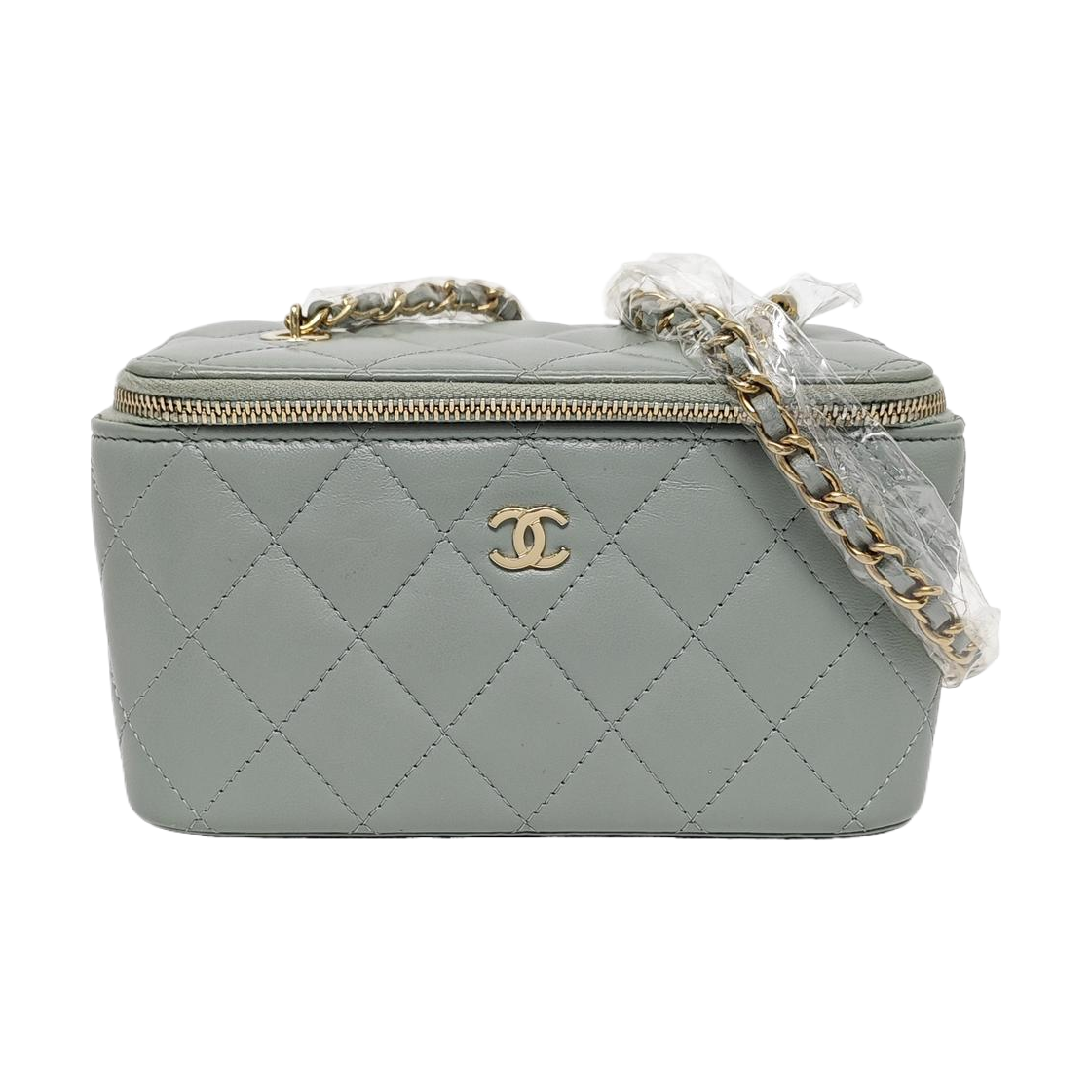 Authenticated pre-owned  VANITY CASE Quilted Lambskin Green - Shoulder Bag at Looply