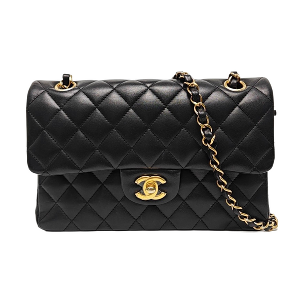 CLASSIC FLAP Small Quilted Lambskin Black