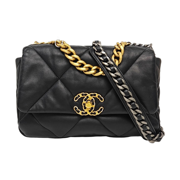 CHANEL 19 Small Quilted Lambskin Black