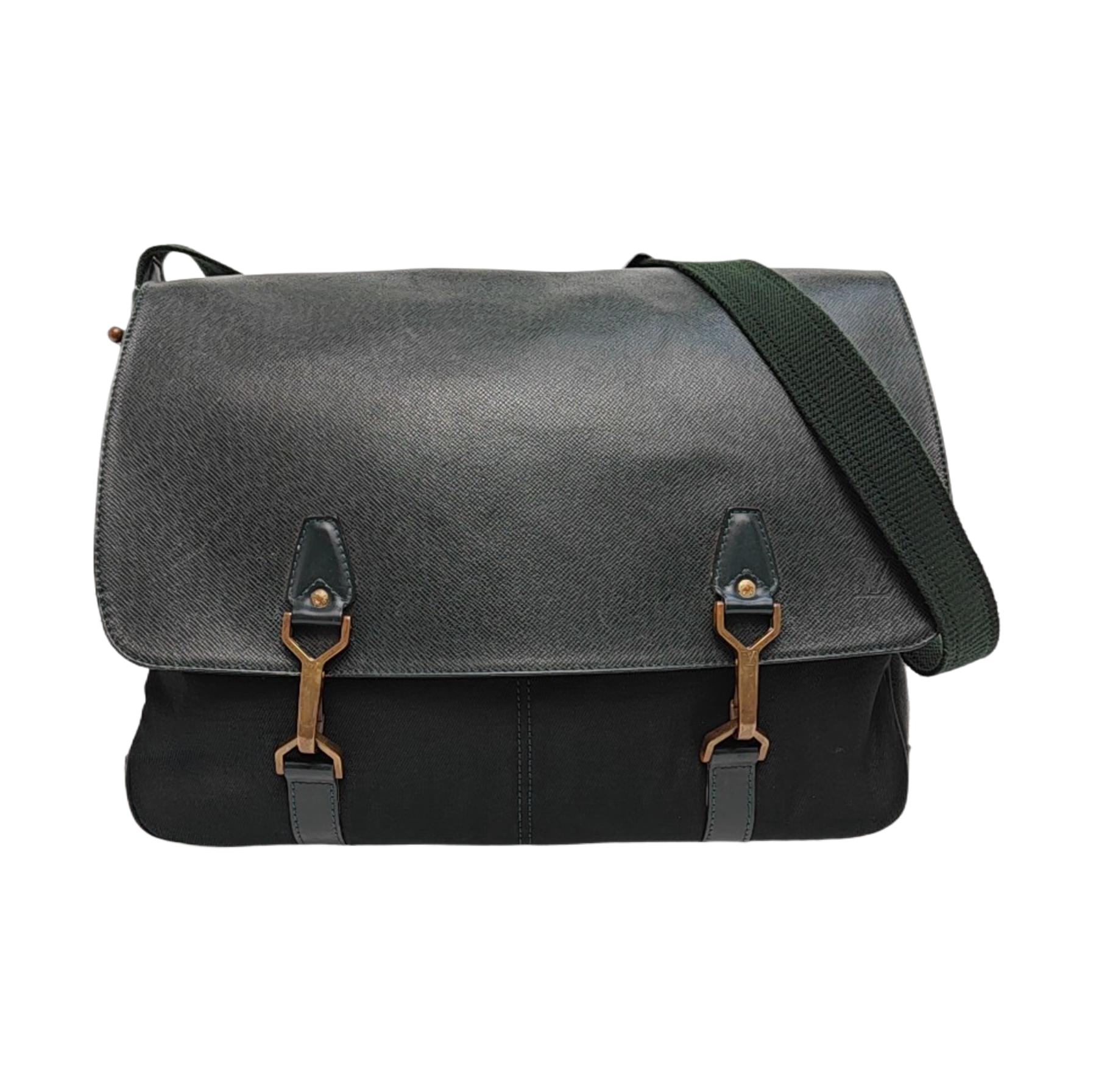 DERSOU Fabric Green