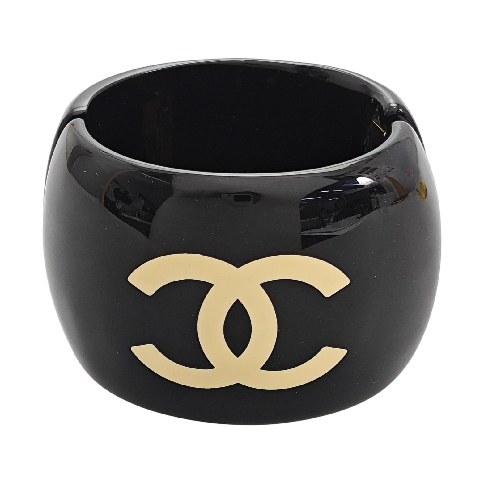 Synthetic Material Black Bangle