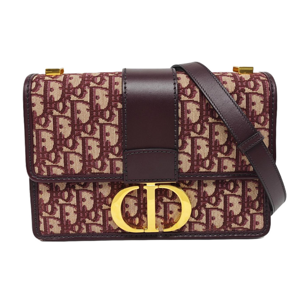 30 Montaigne Oblique Canvas Red