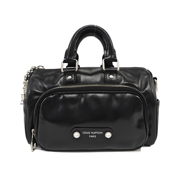 Calfskin Shoulder Bag 25 Black