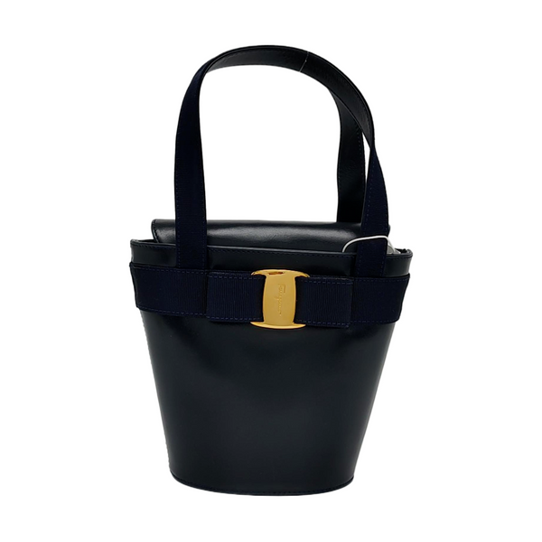 Vara Small Calfskin Black