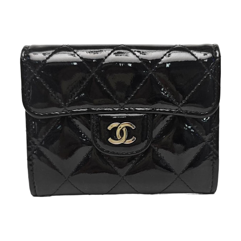 CLASSIC FLAP Quilted Patent Leather Black Card Holder