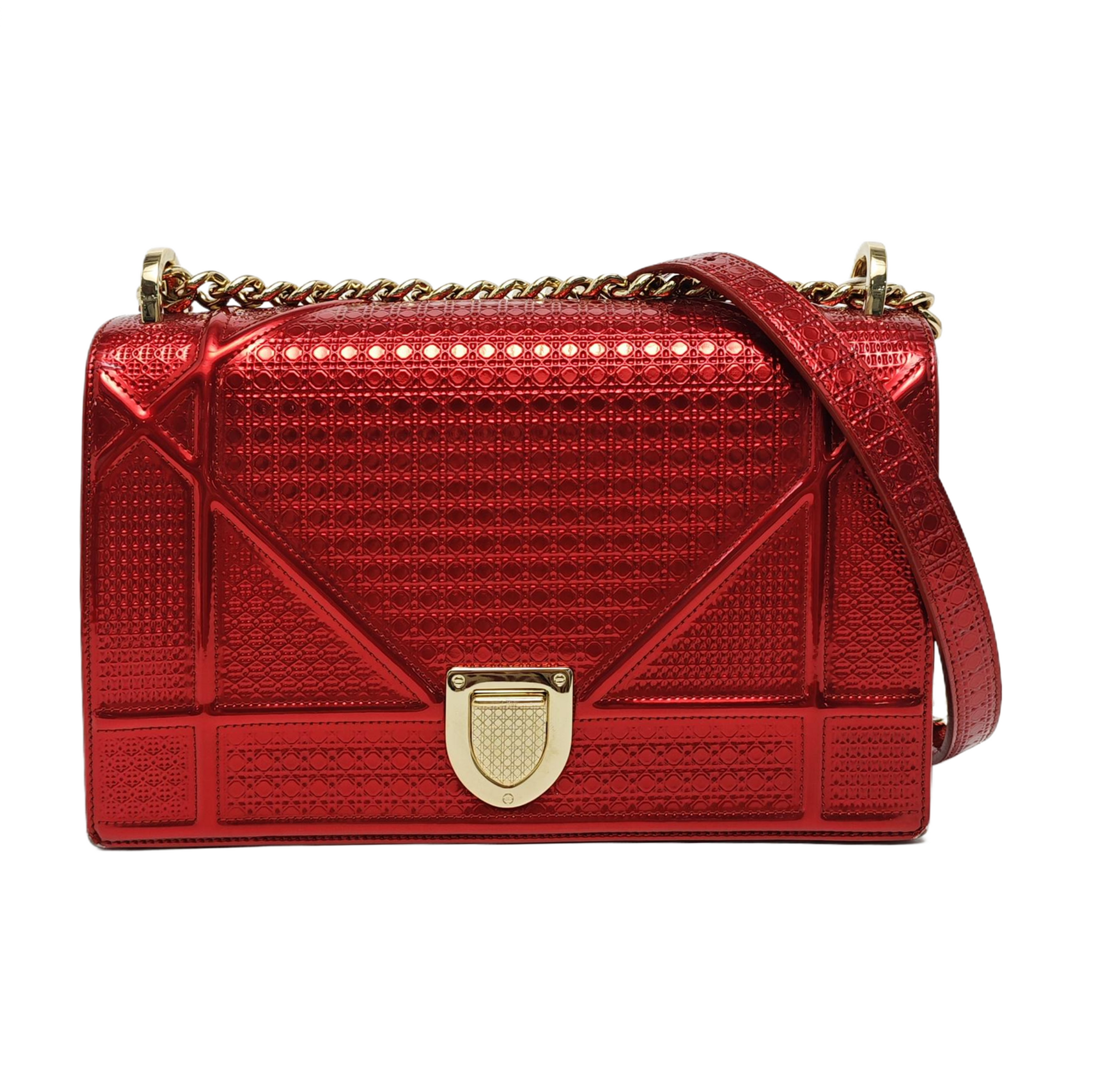 Authenticated pre-owned  Diorama Medium Calfskin Red - Crossbody Bag at Looply