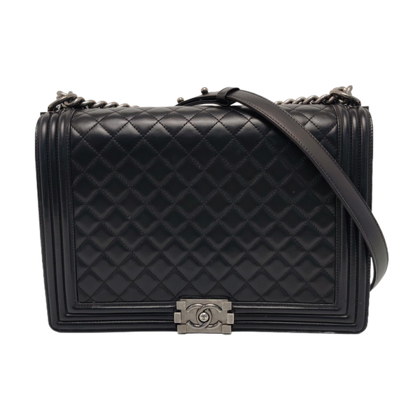 BOY CHANEL Maxi Quilted Lambskin Black