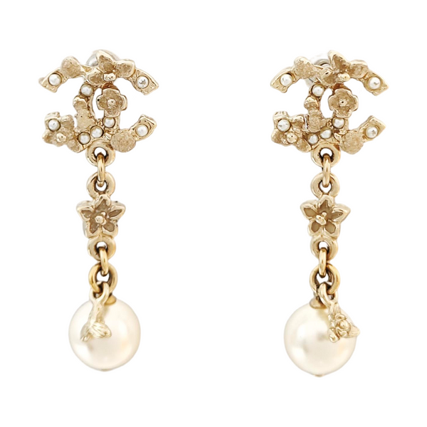 CC Logo Metal Gold Stud Earrings