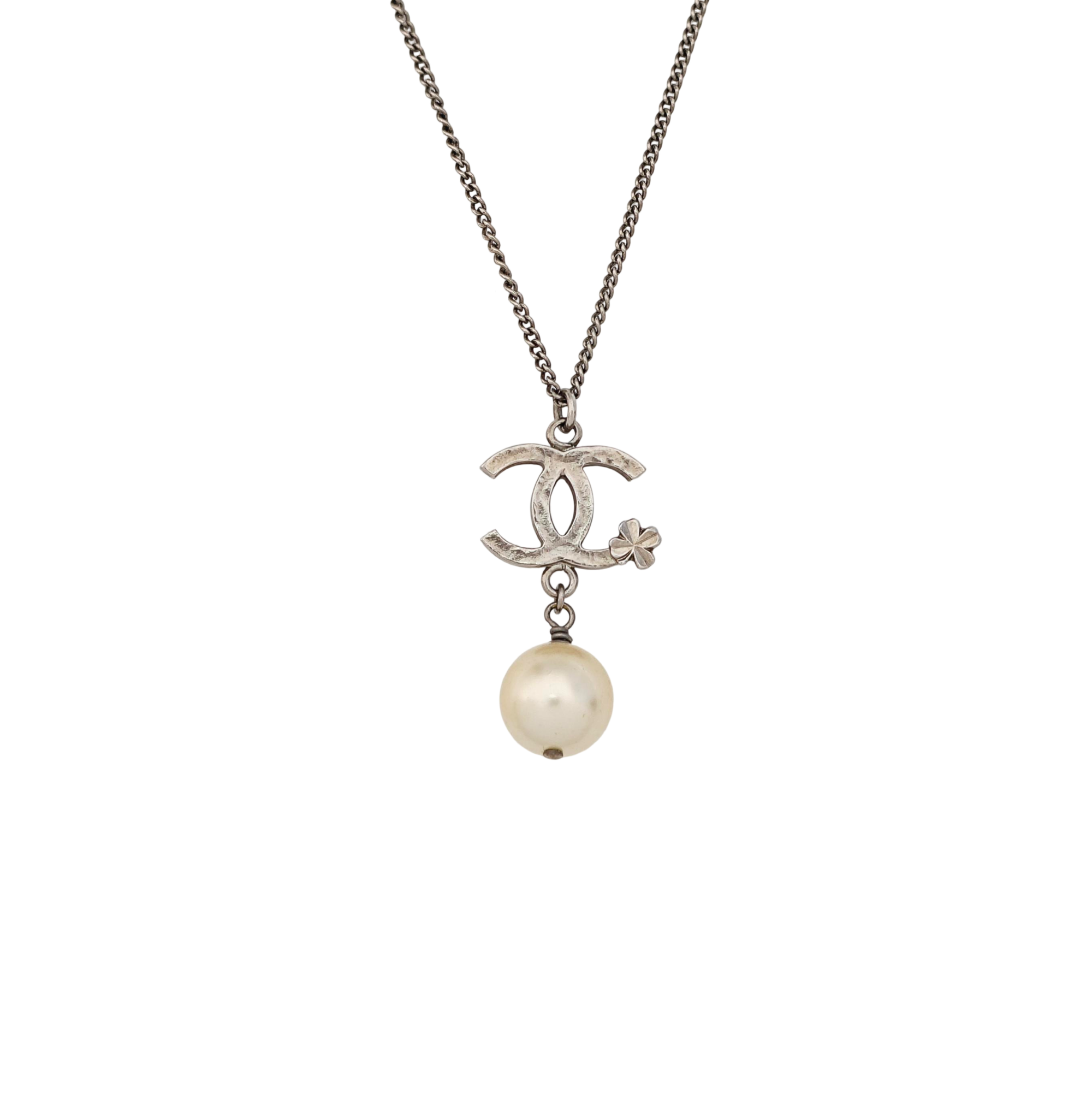 Metal Silver Necklace