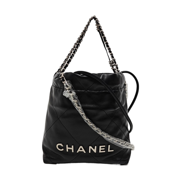 CHANEL 22 Mini Quilted Calfskin Black