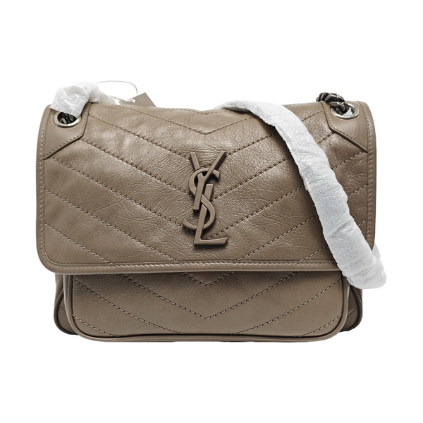 NIKI Medium Chevron Calfskin Beige