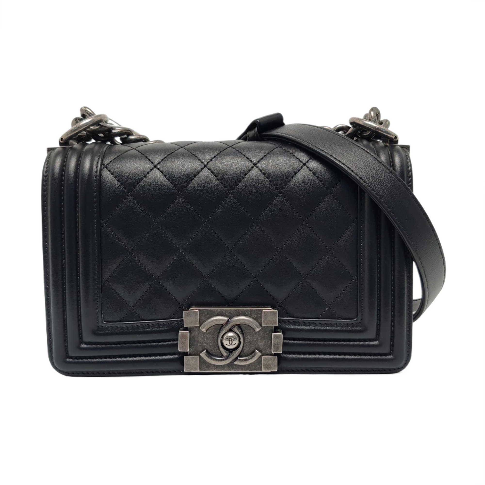 BOY CHANEL Small Quilted Calfskin Black