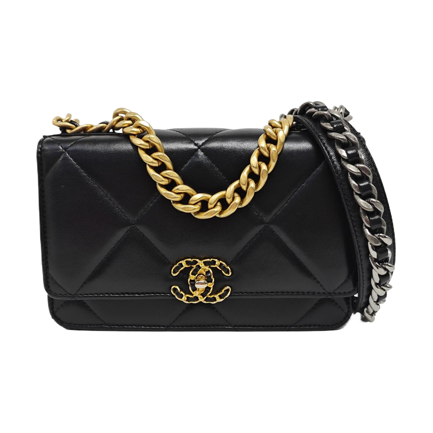 CHANEL 19 WOC Quilted Lambskin Black
