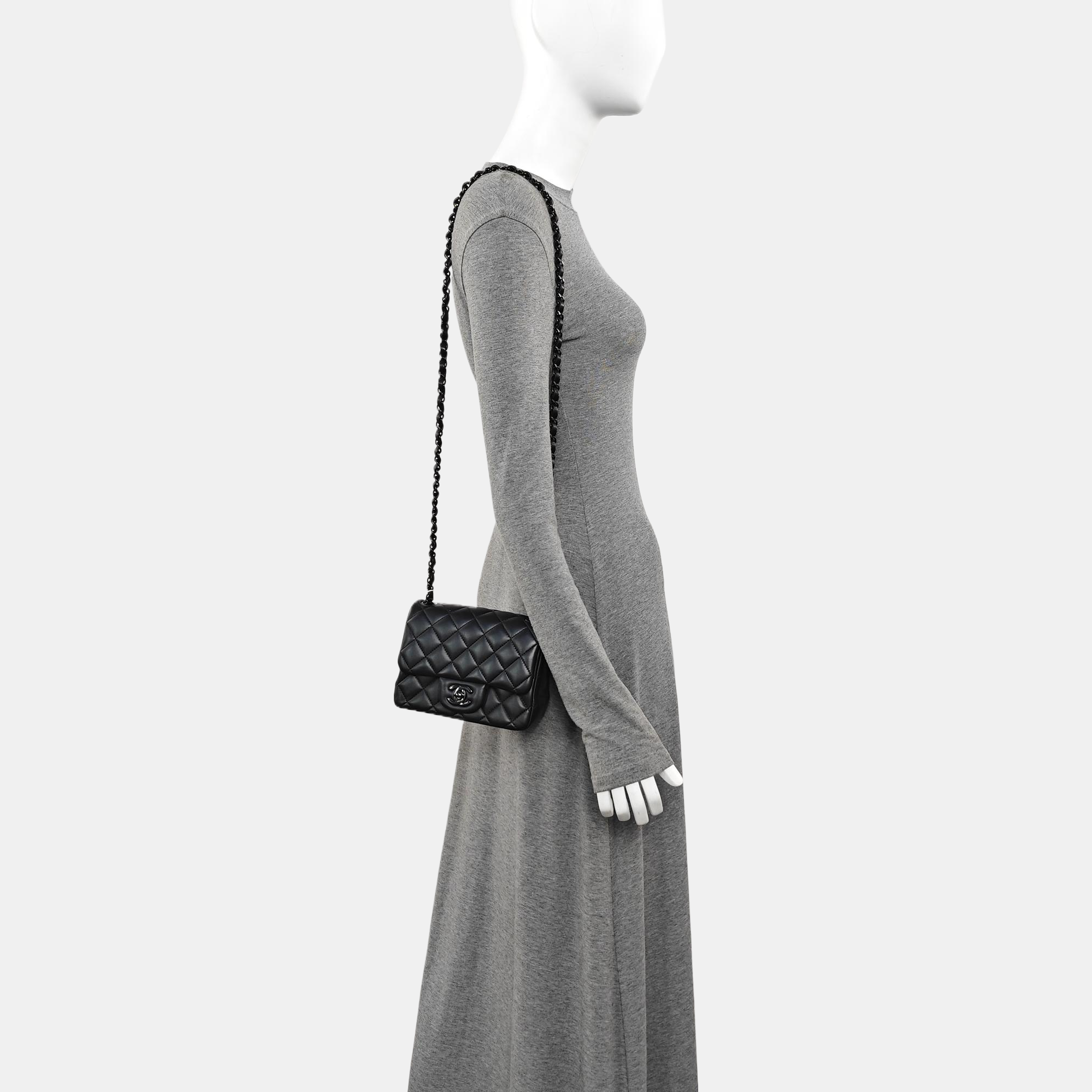 CLASSIC FLAP Mini Quilted Lambskin Black