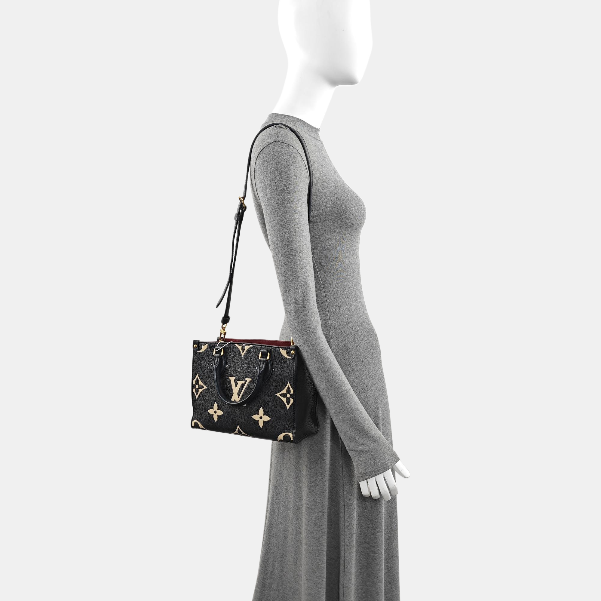 ONTHEGO PM Calfskin Black