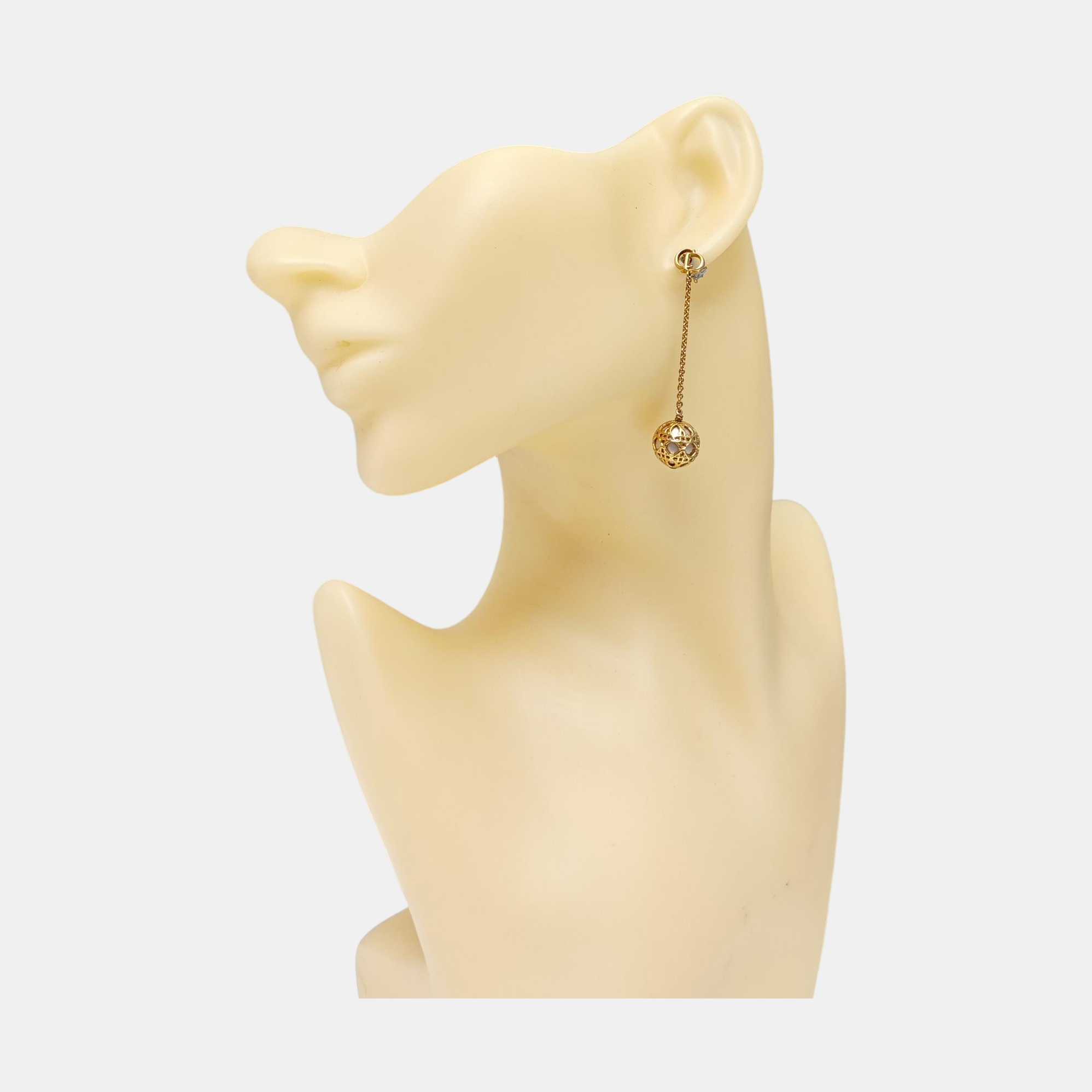 Secret Cannage Metal Rose Gold Stud Earrings