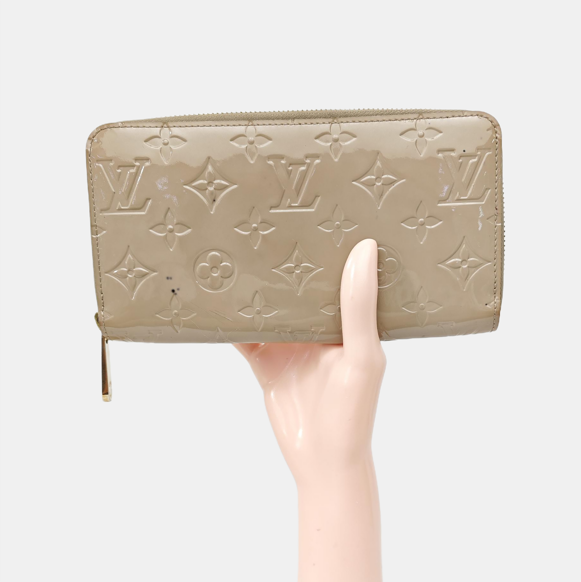ZIPPY Monogram Patent Leather Gray Wallet