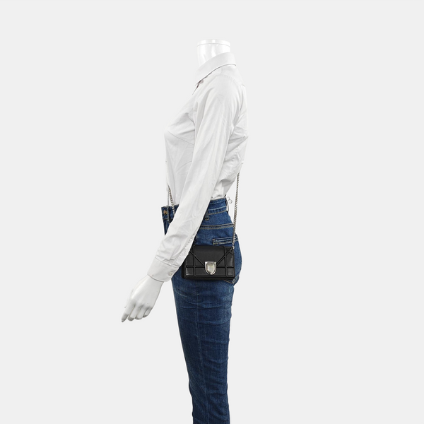 Authenticated pre-owned  Diorama Cannage Calfskin Black - Shoulder Bag at Looply