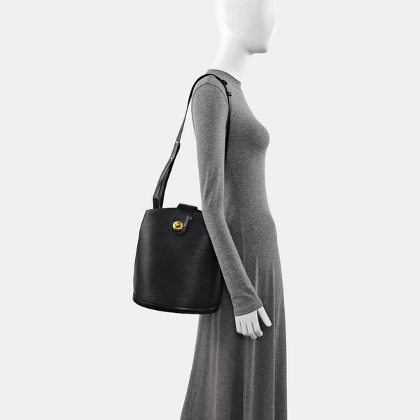 VINTAGE CLUNY Epi Black
