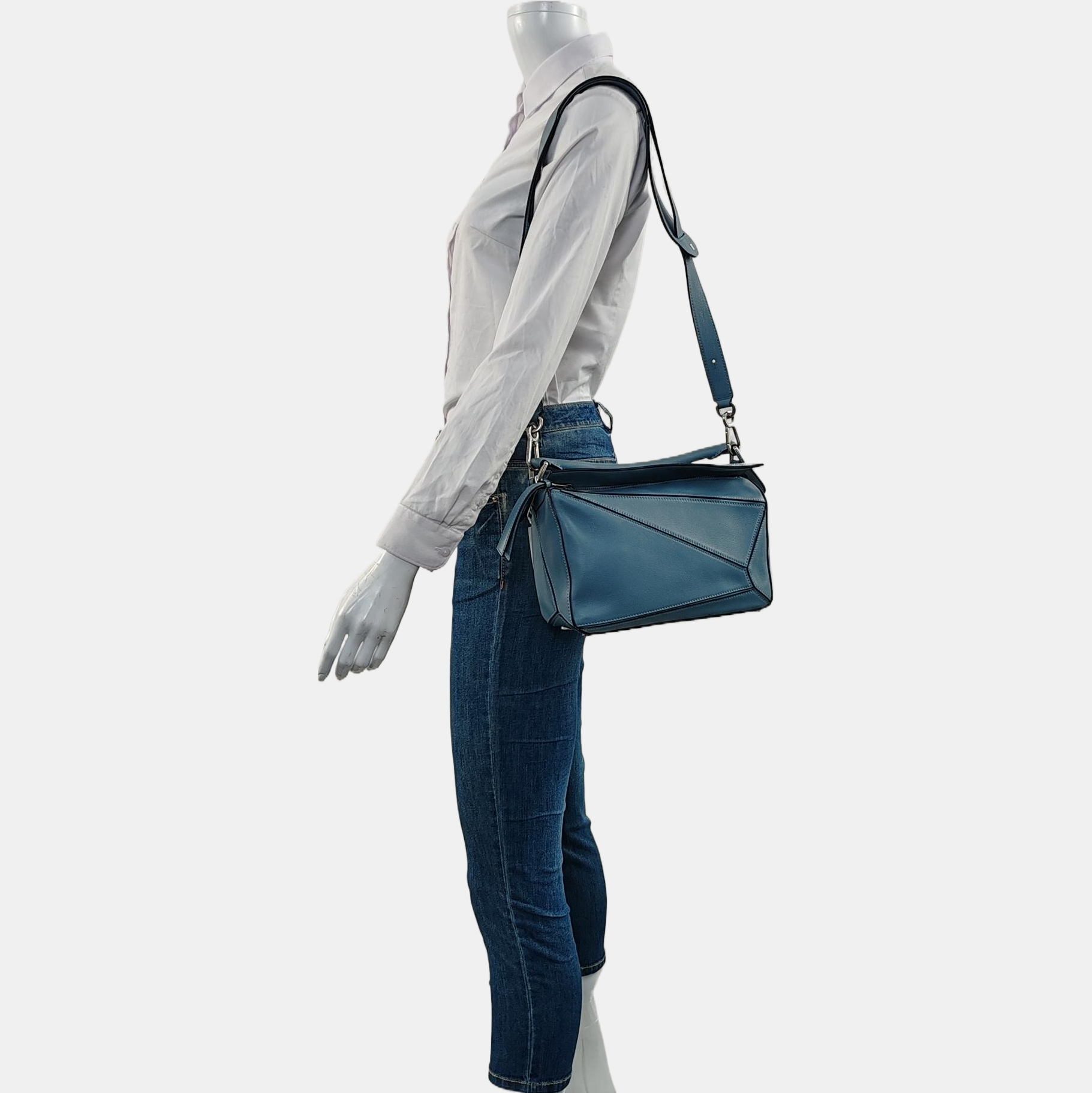 Authenticated pre-owned  Puzzle Small Calfskin Blue - Shoulder Bag at Looply