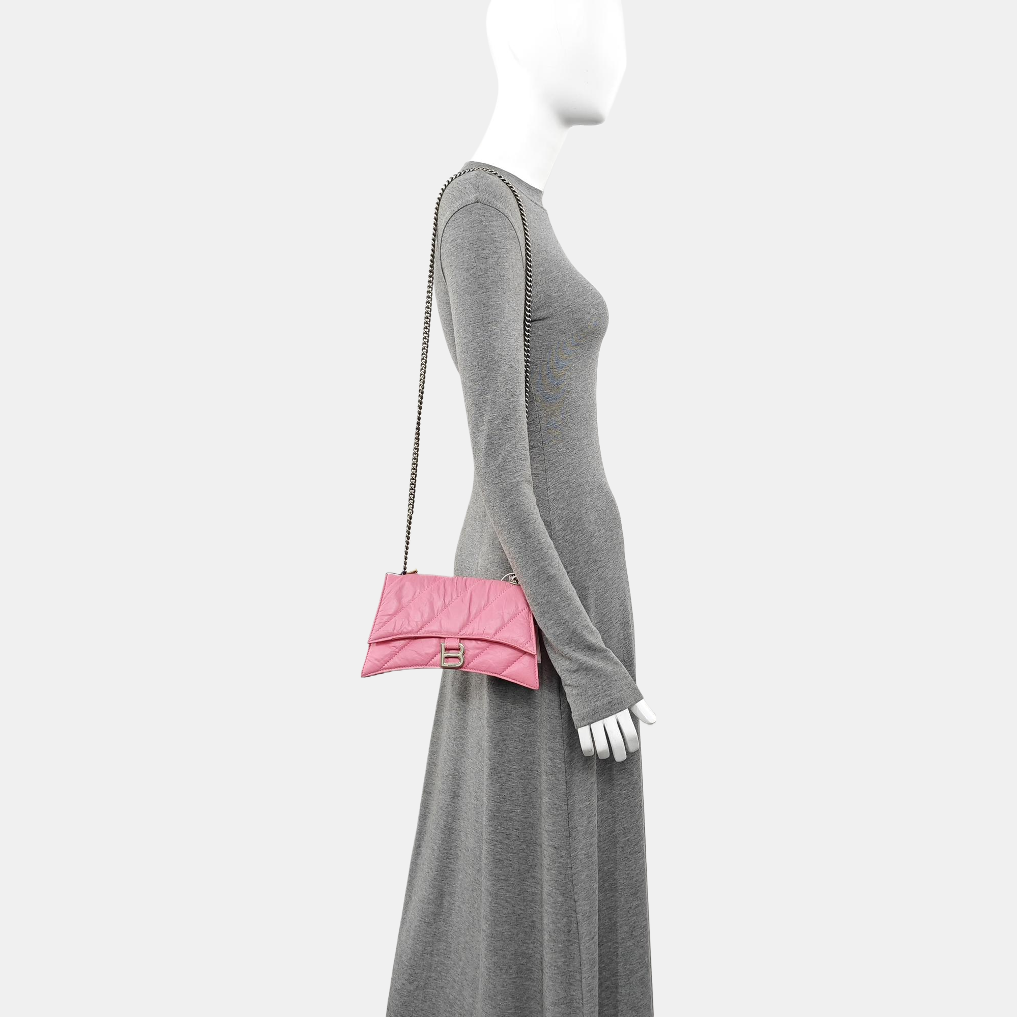 Hourglass Wallet On Chain Small Quilted Calfskin Pink