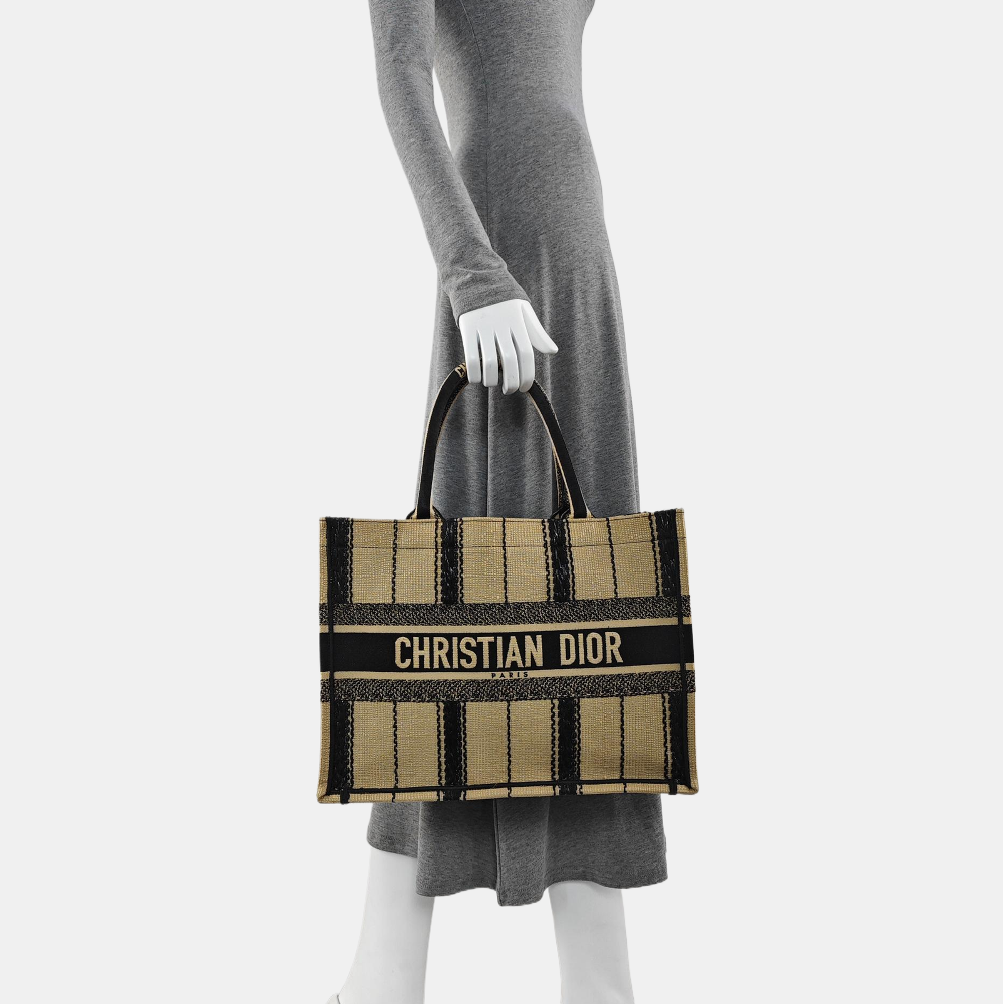 Authenticated pre-owned  Book Tote Medium Canvas Multicolor - Tote Bag at Looply