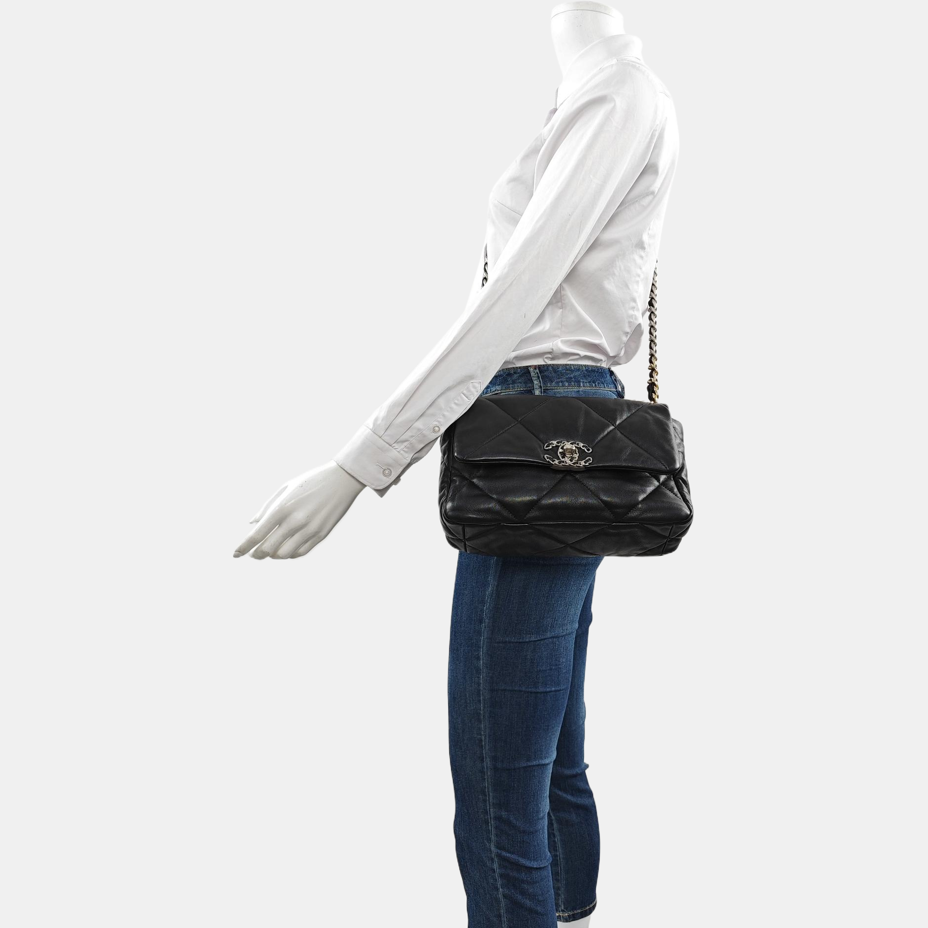 CHANEL 19 Large Quilted Lambskin Black