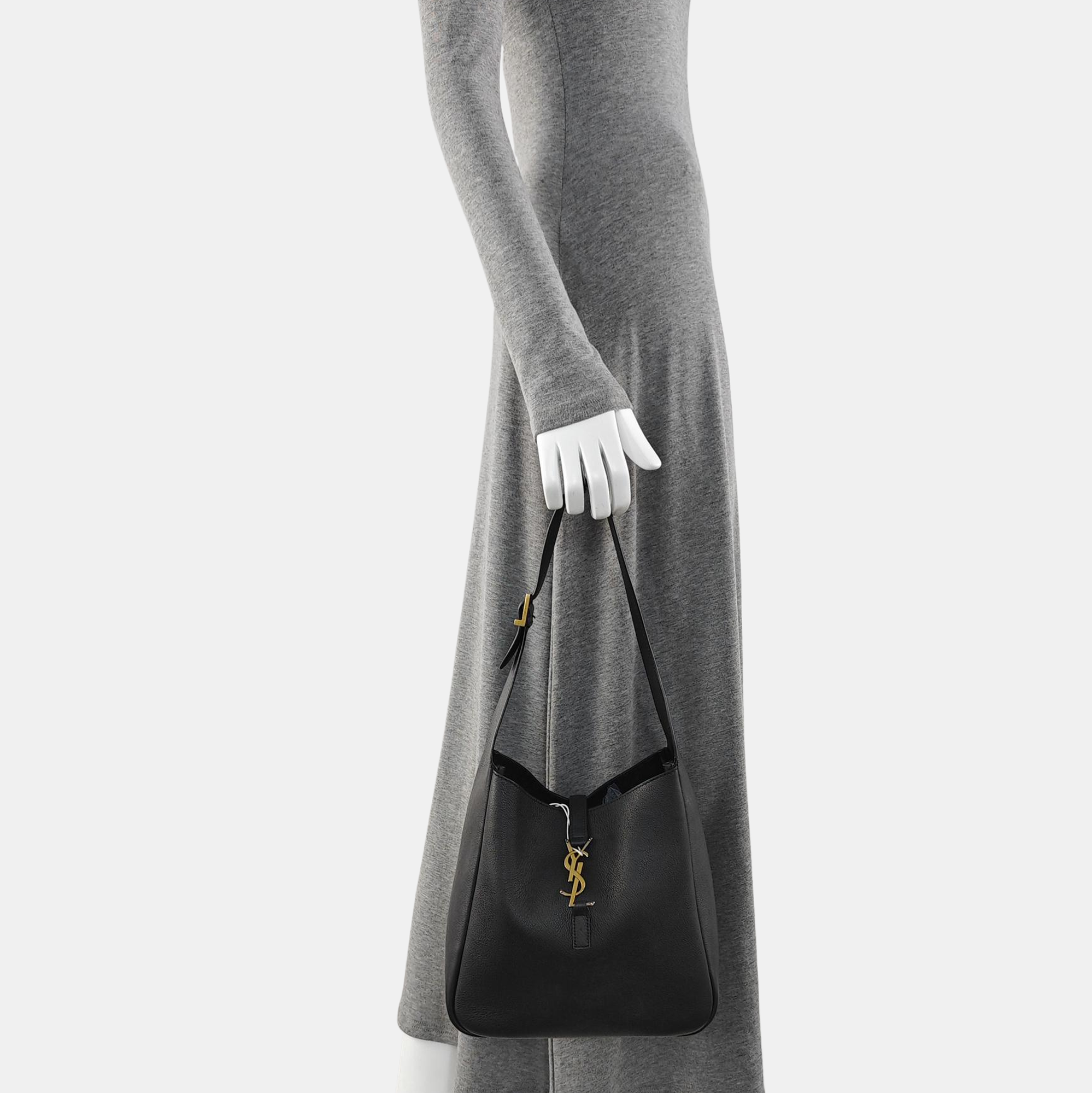 LE 5 À 7 Small Calfskin Black