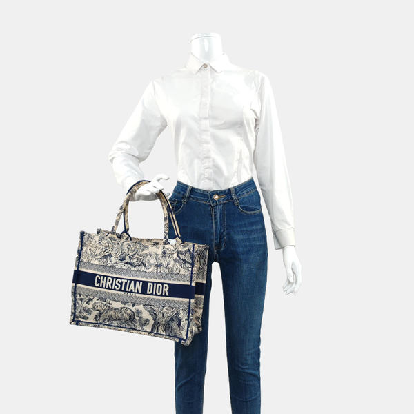 Book Tote Medium Canvas Blue