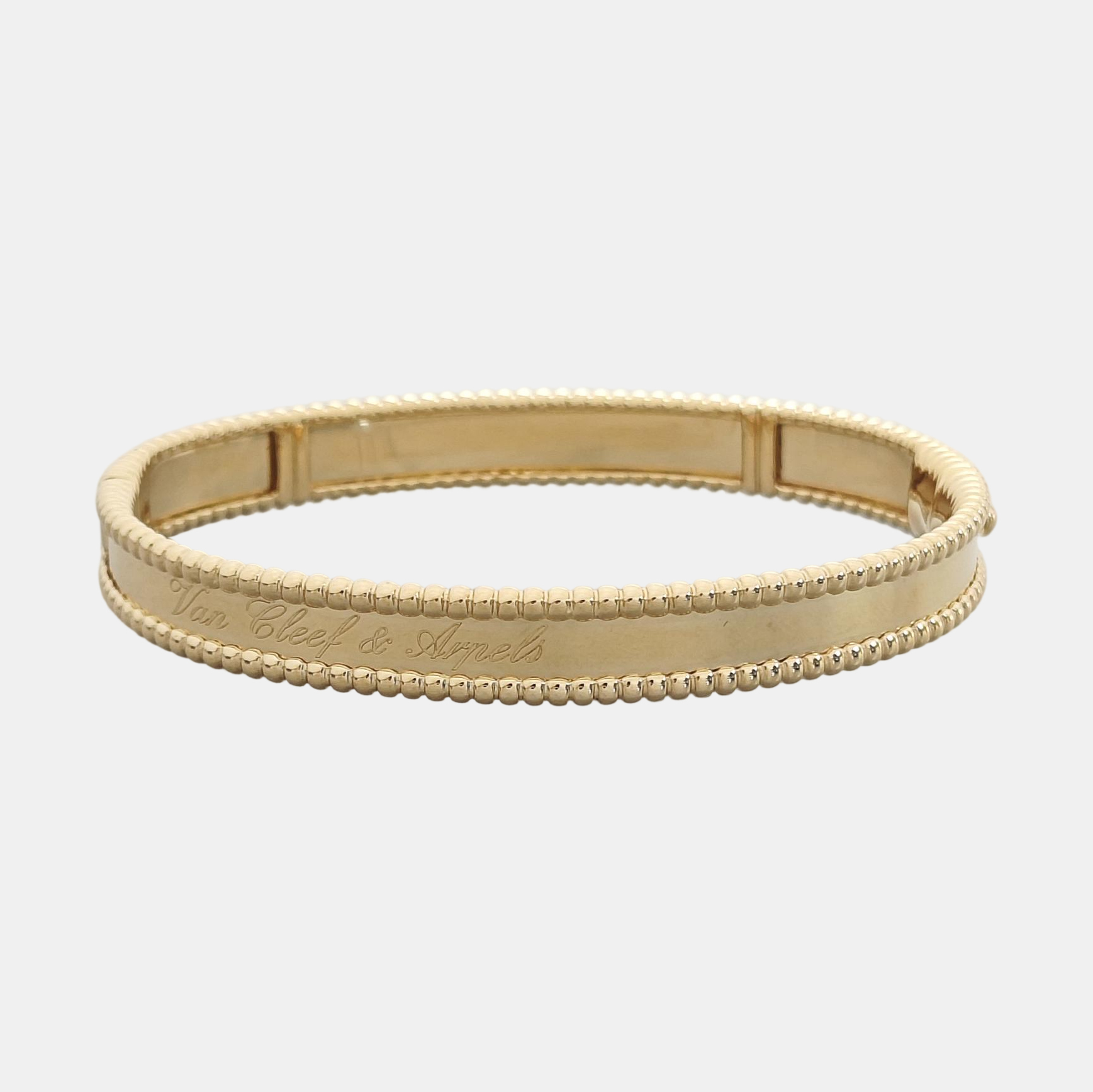 Perlée Signature 18k Gold Bangle