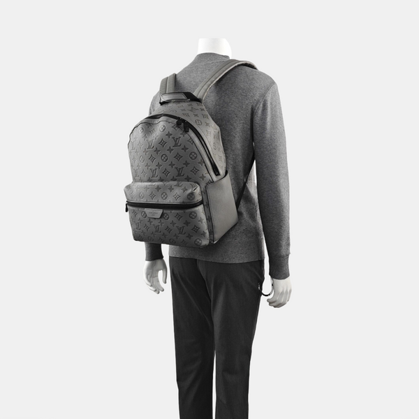 DISCOVERY Monogram Calfskin Gray
