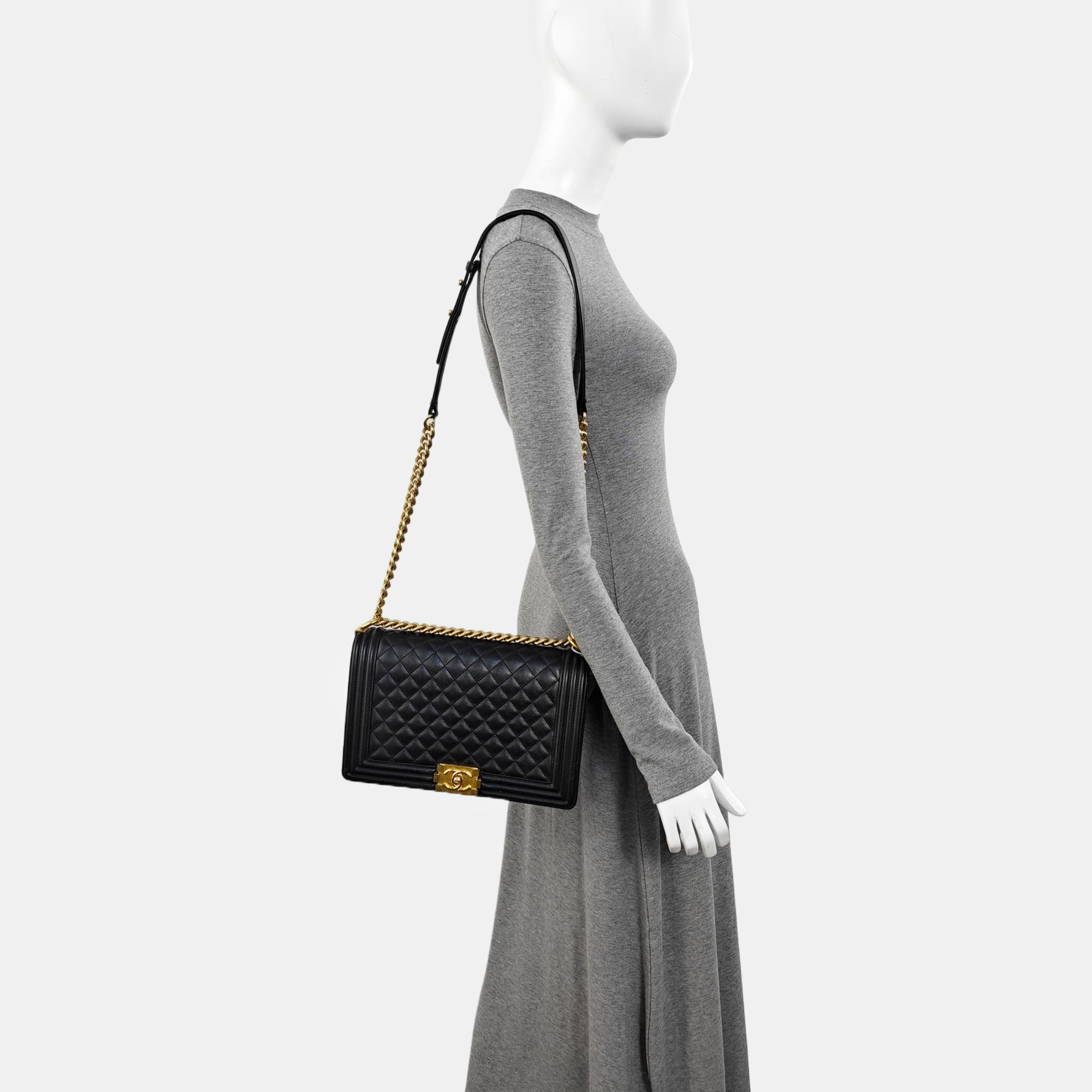BOY CHANEL Large Quilted Calfskin Black