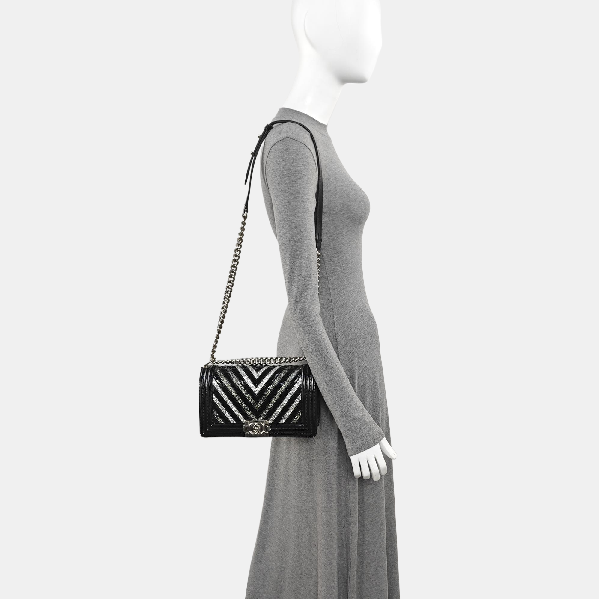 BOY CHANEL Medium Chevron Patent Leather Black