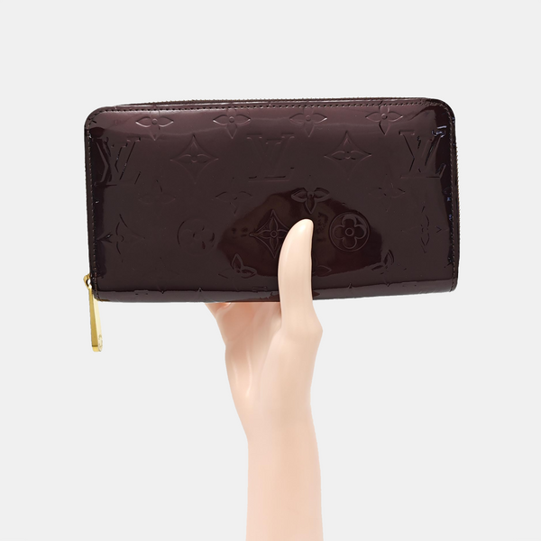 ZIPPY Patent Leather Red Wallet