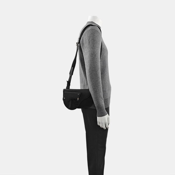 Saddle Medium Calfskin Black