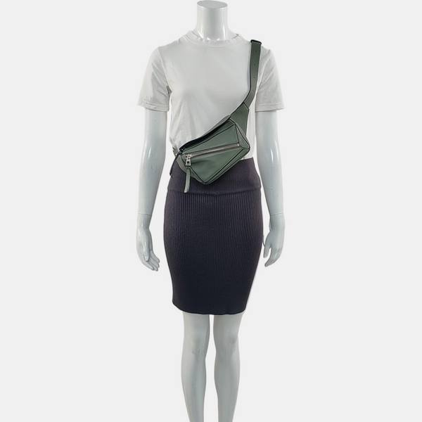 Authenticated pre-owned  Puzzle Mini Calfskin Green - Belt Bag at Looply