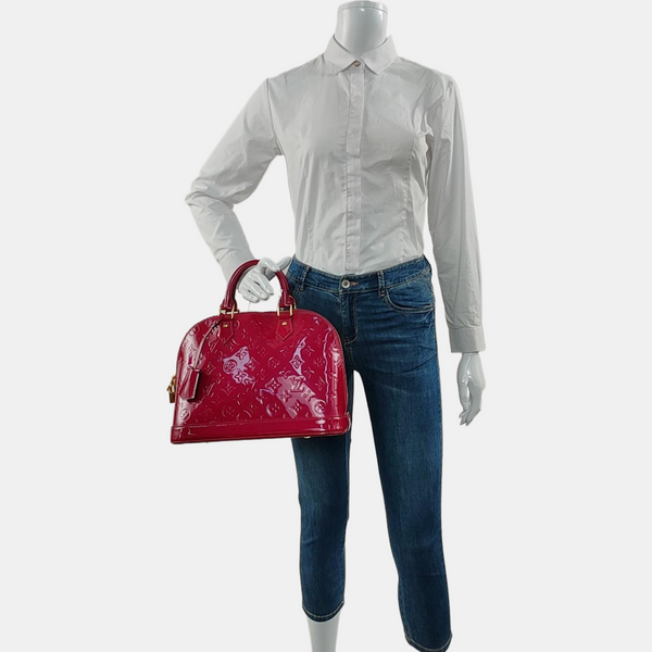 Authenticated pre-owned  ALMA PM Patent Leather Red - Top Handle Bag at Looply