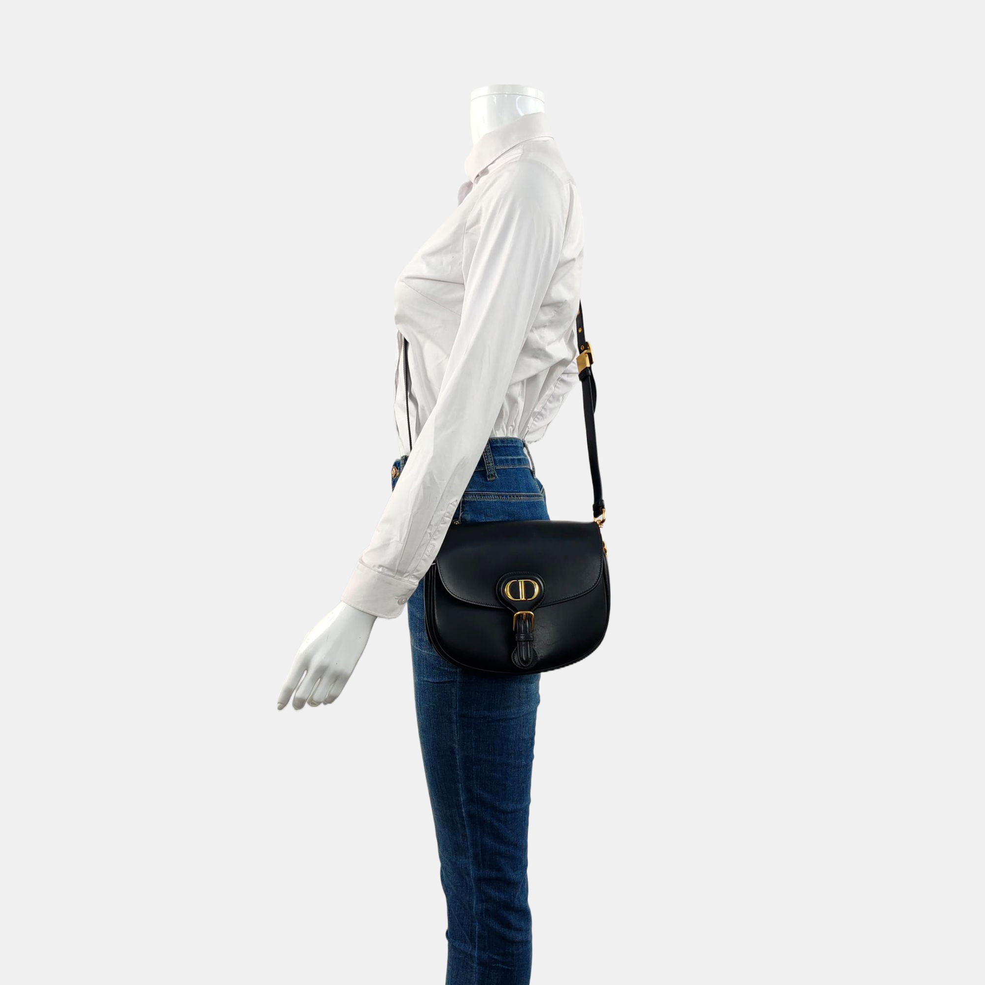 Authenticated pre-owned  Bobby Medium Calfskin Black - Shoulder Bag at Looply