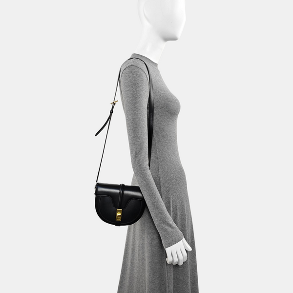 16 Small Calfskin Black