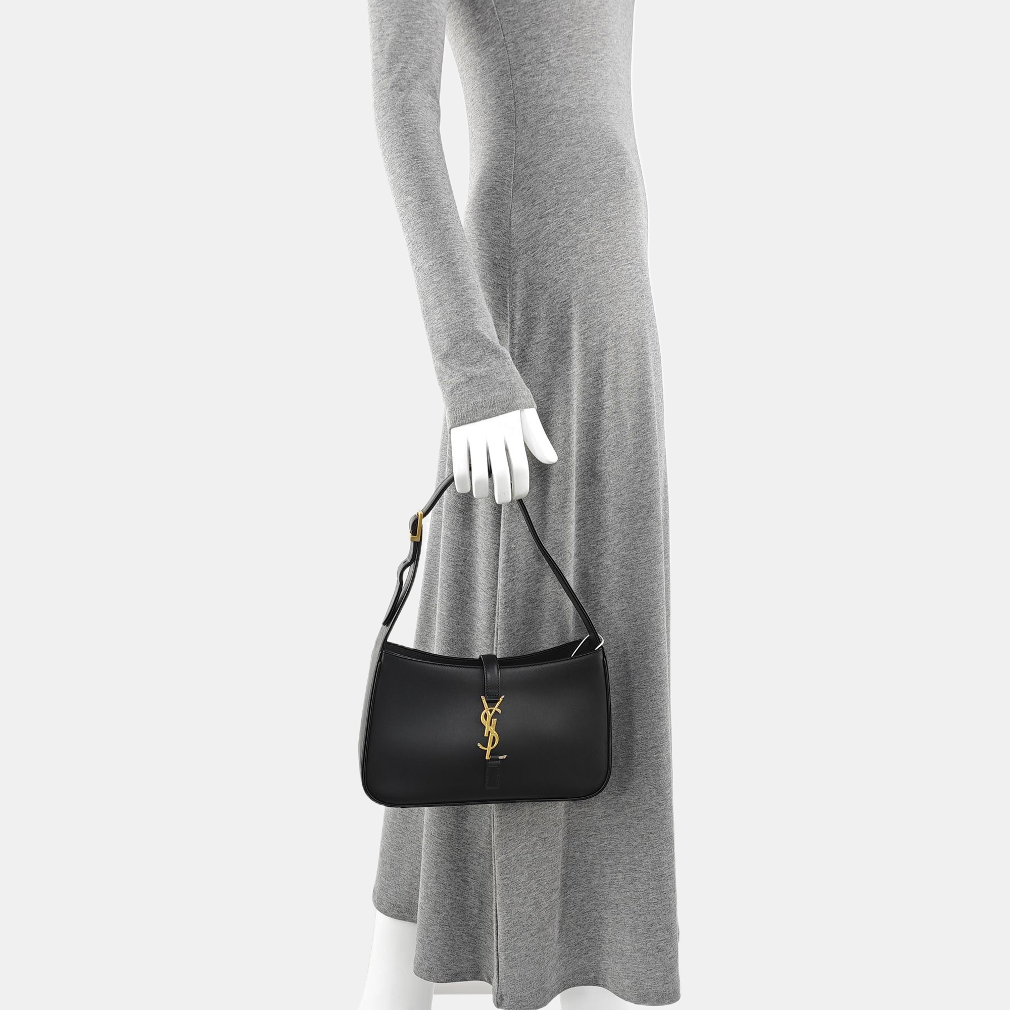LE 5 À 7 Small Calfskin Black