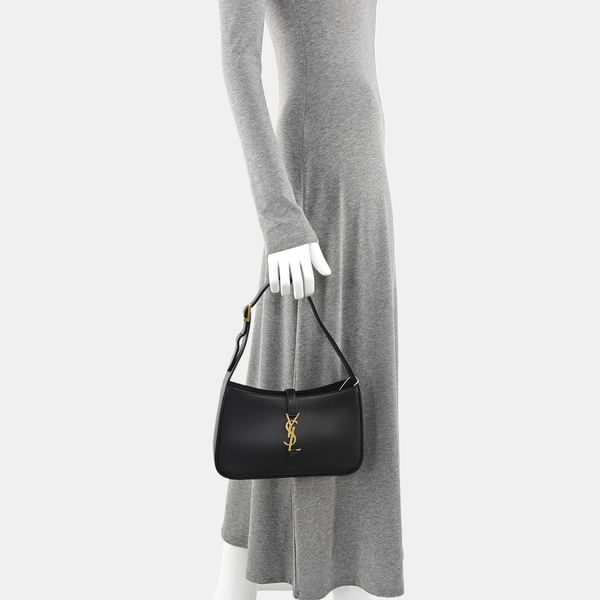 LE 5 À 7 Small Calfskin Black
