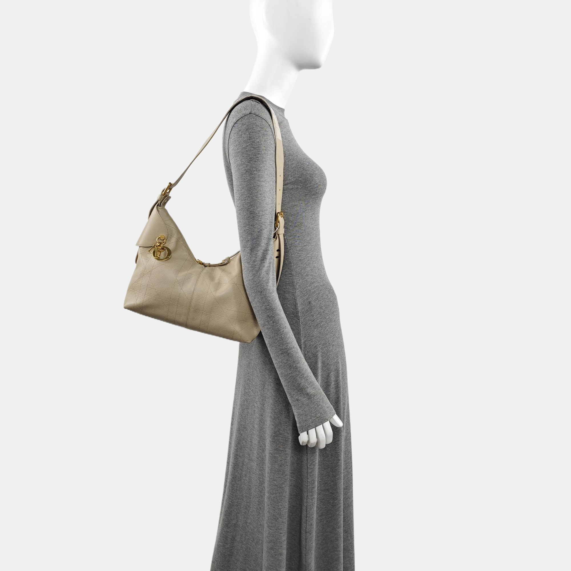 Cannage Calfskin Shoulder Bag Medium Beige