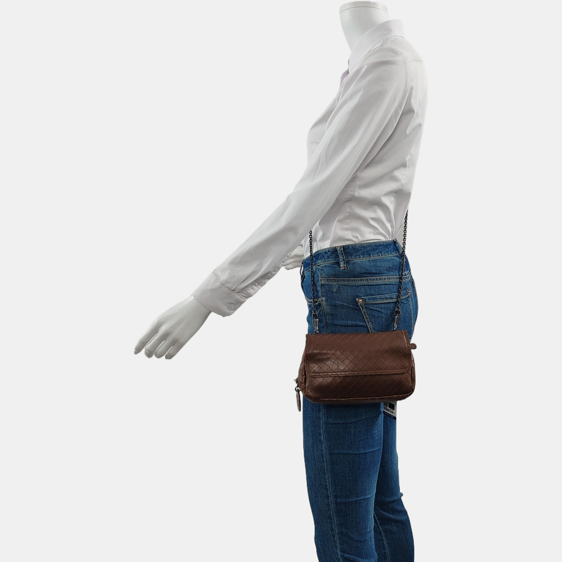 Authenticated pre-owned  Messenger Lambskin Brown - Crossbody Bag at Looply