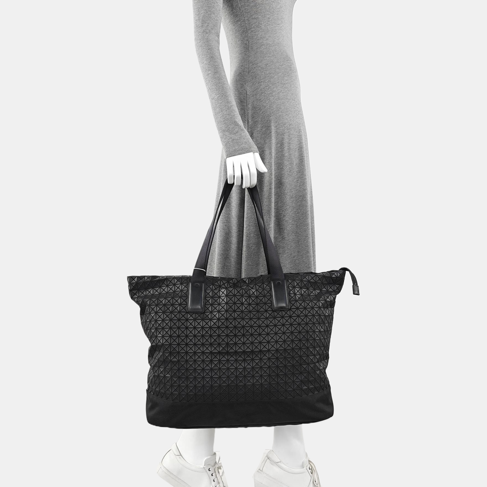 Special Material Tote Bag Black