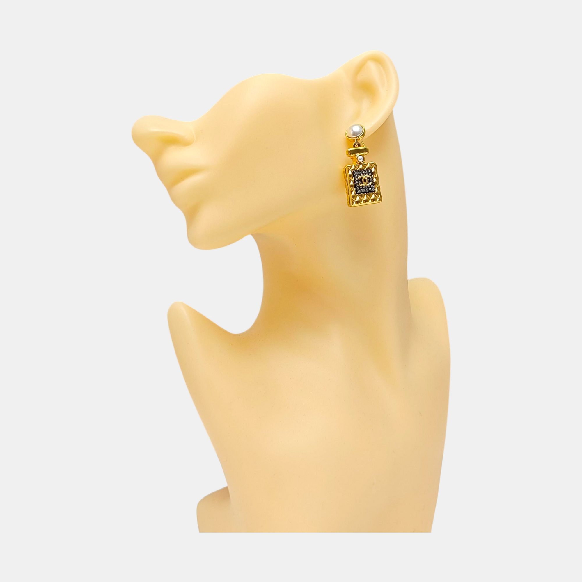 CC Logo Metal Gold Earrings