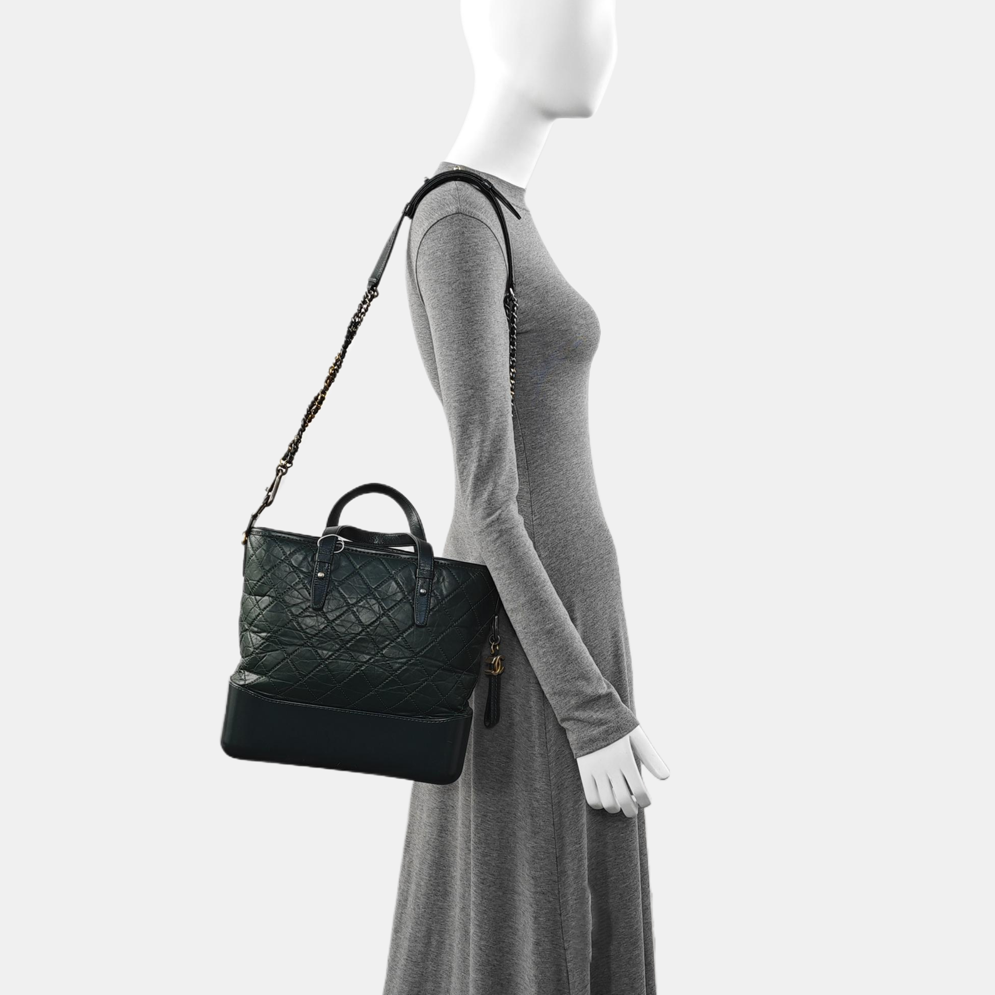 GABRIELLE Medium Quilted Calfskin Green